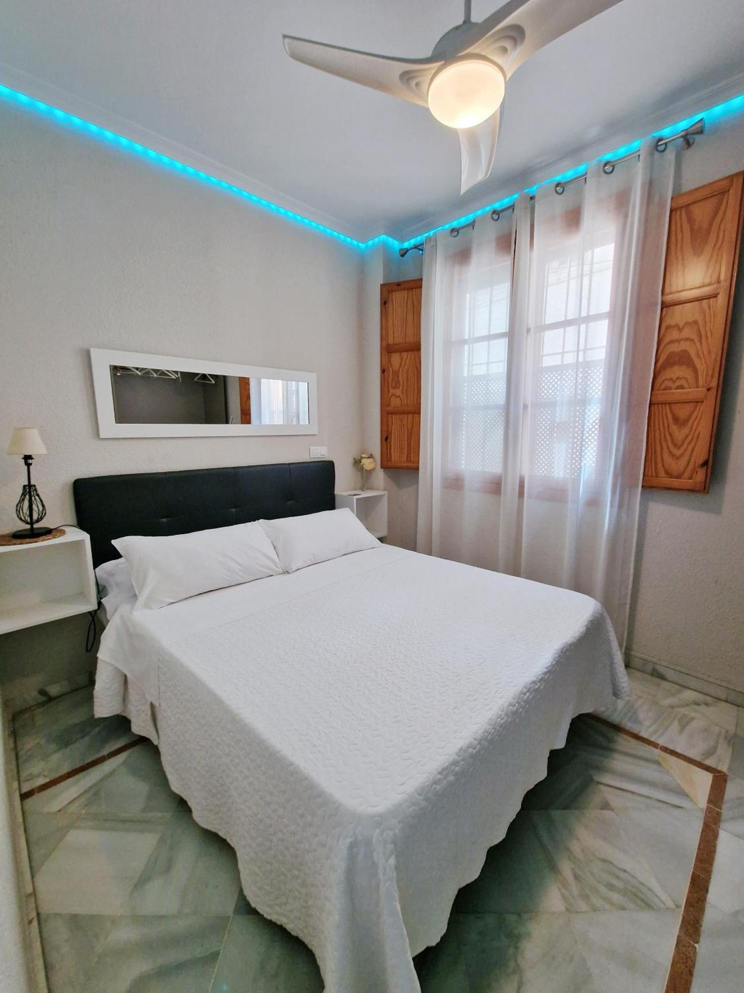 Apartamento Completo Plaza De Las Tendillas - Parking Privado - Alojamientos El Duque Cordoue Extérieur photo